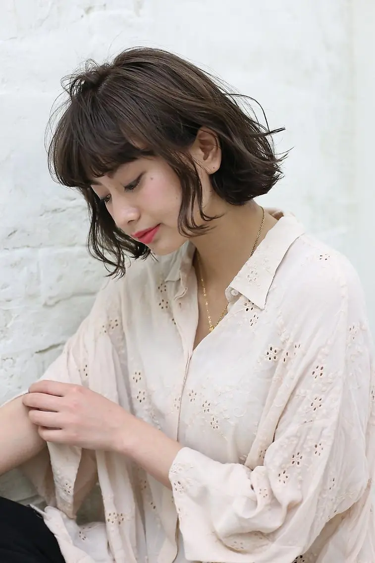 ミディアム 小林 永佳のヘアスタイル