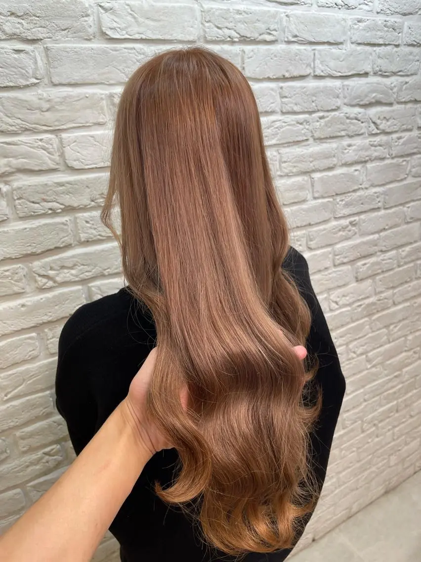 ロング シールエクステ くびれヘア エクステ 顔まわりレイヤー 顔周りカット ヘアカラー トリートメント ブリーチ🔥ベージュ /グレー/daikiのヘアスタイル