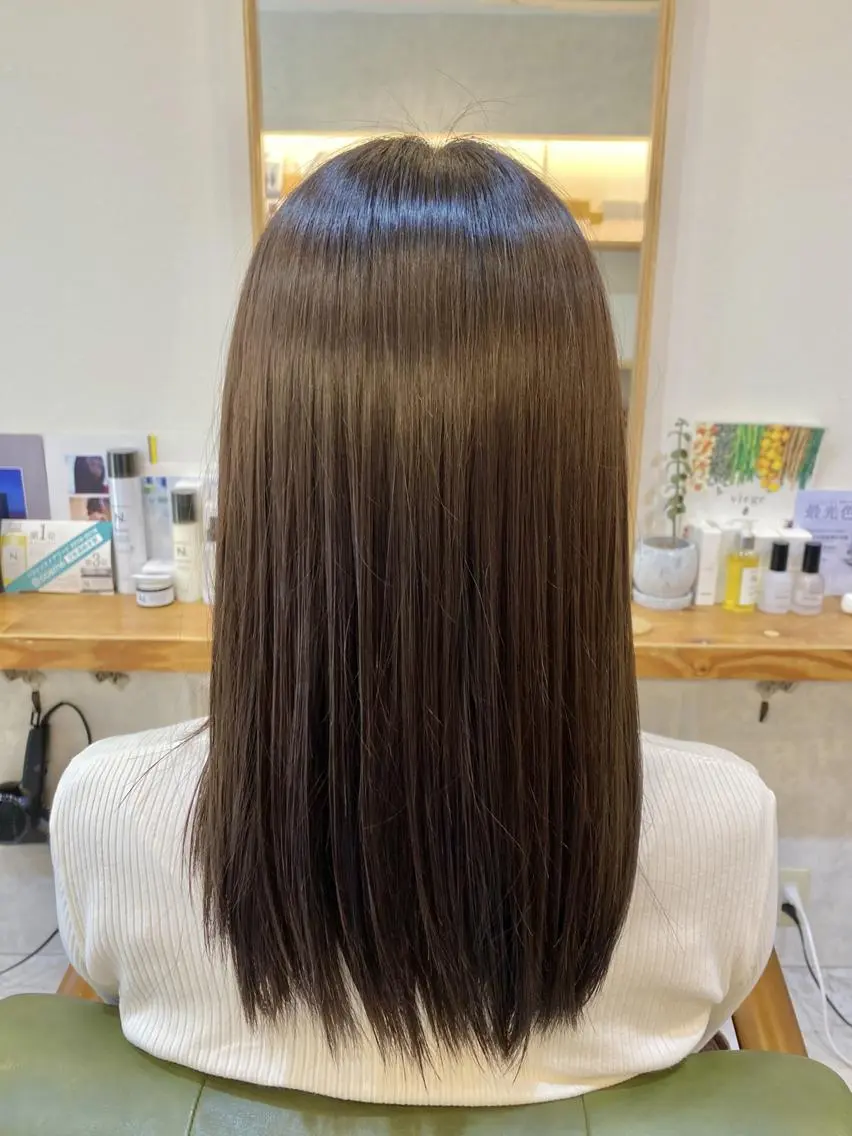 ロング カラー ブラウンカラー イルミナカラー 髪質改善 縮毛矯正 トリートメント ヘアカラー トリートメント エイトウメダ 店長 稲尾友則のヘアスタイル