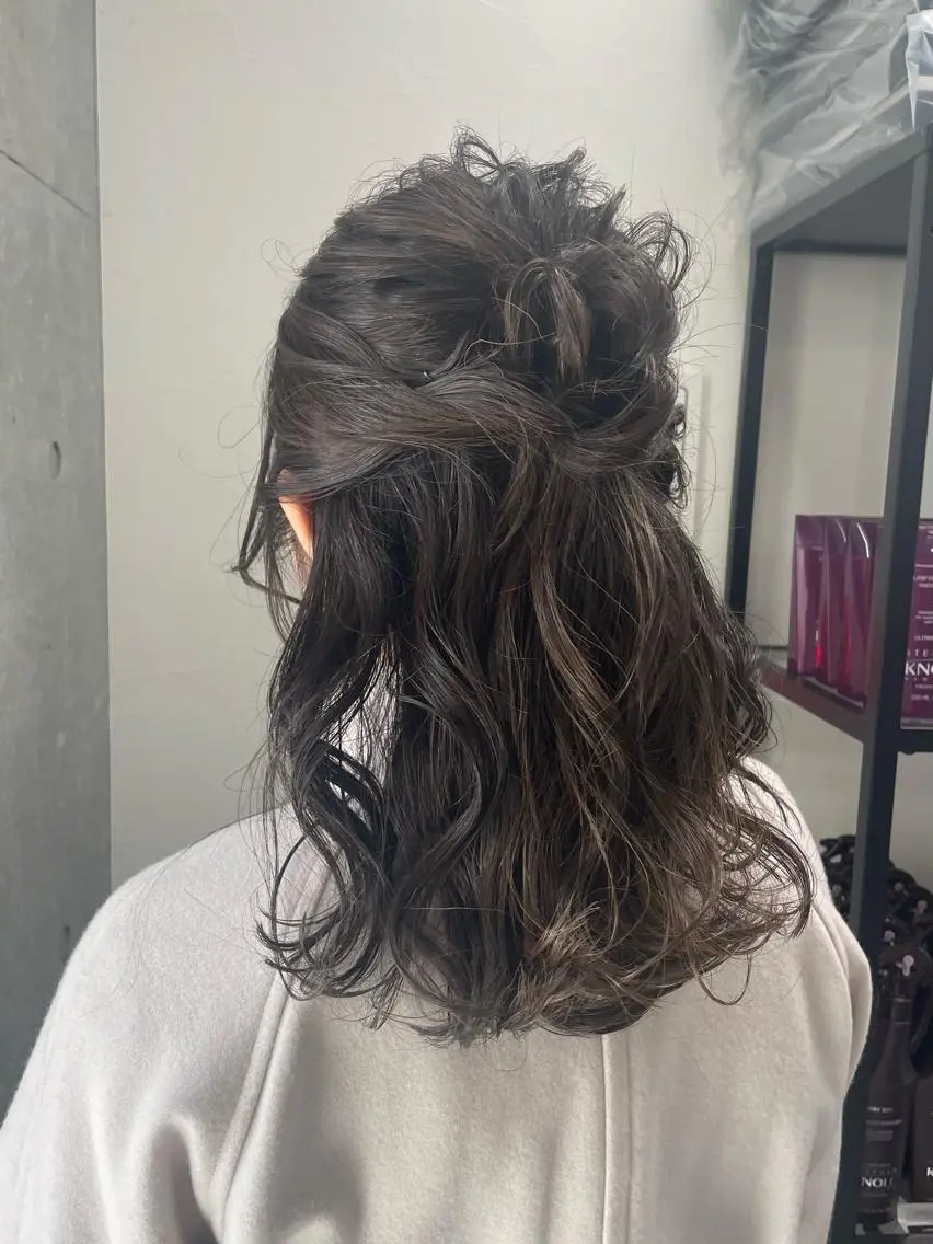 セミロング ヘアアレンジ メンズモテパーマ💙 fuwaのヘアスタイル