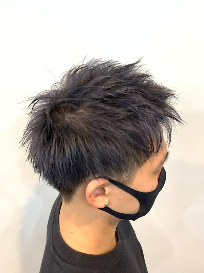 カラー メンズ メンズブリーチ アッシュ ブリーチ カット ヘアカラー FLAGS YAMATOのヘアスタイル