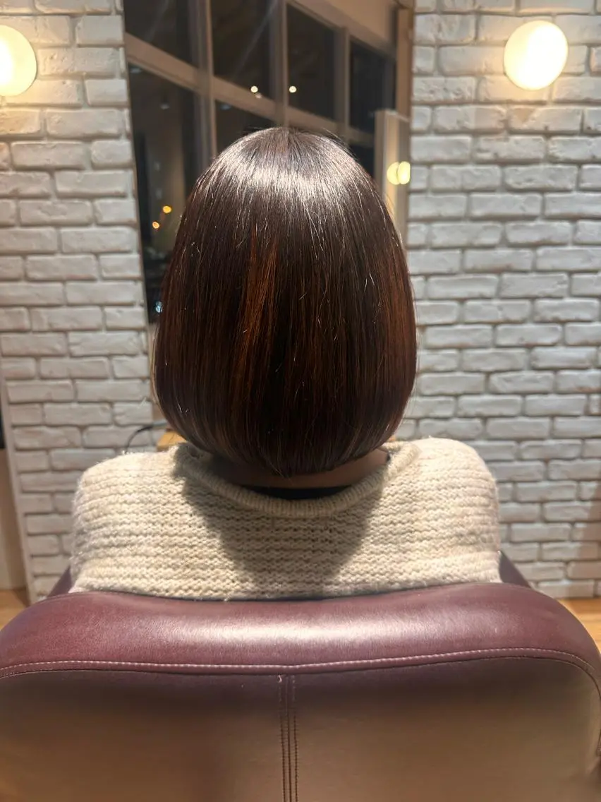 ミディアム 松浦 麻衣のヘアスタイル