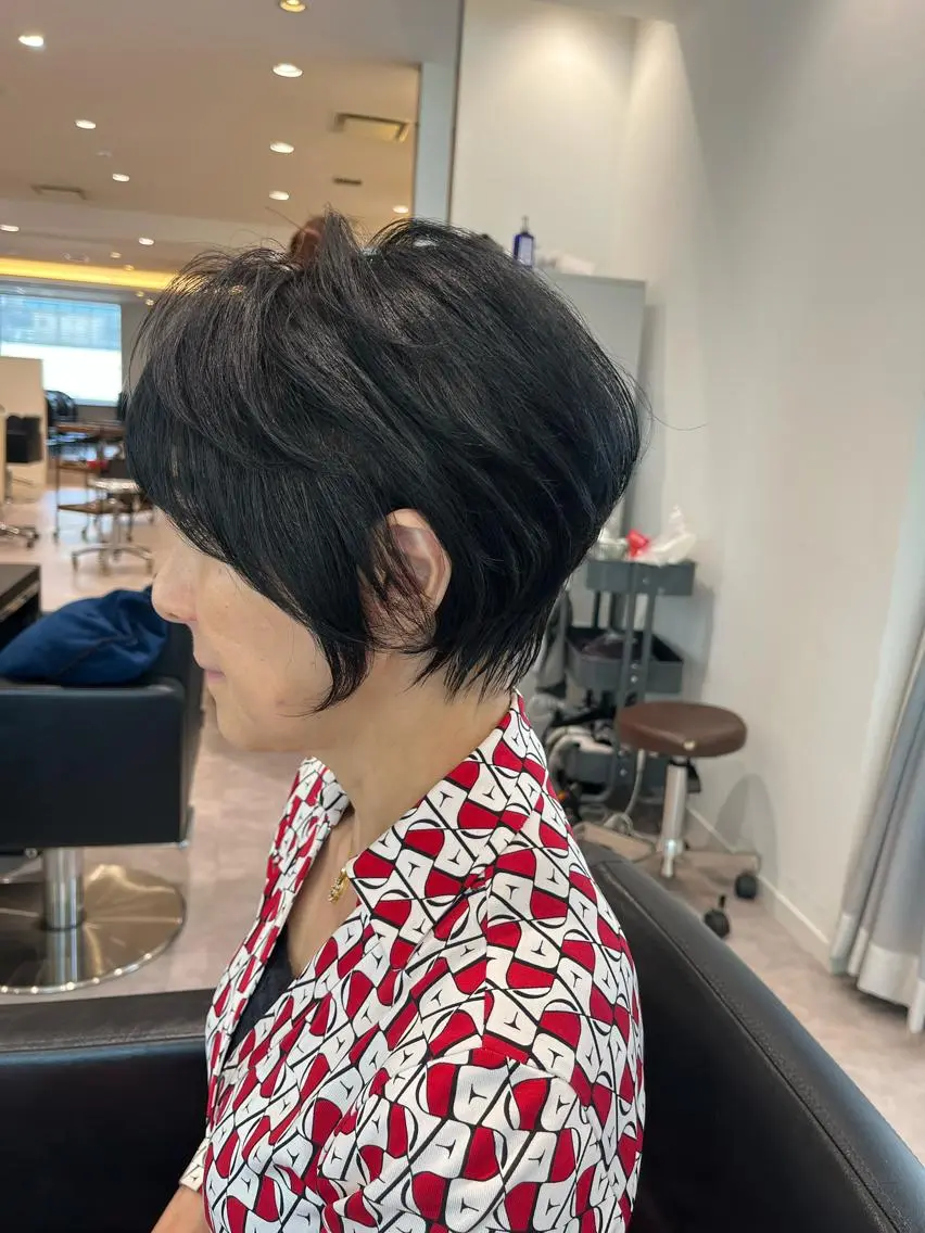 ショート カット 襟足でお悩みの方✂︎ くびれ職人ハシモトのヘアスタイル