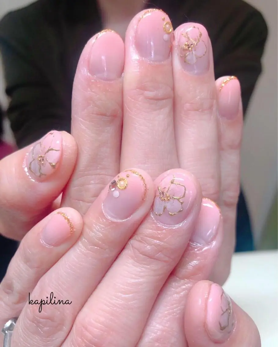 ミディアム kapilina salonの眉毛・アイブロウイメージ