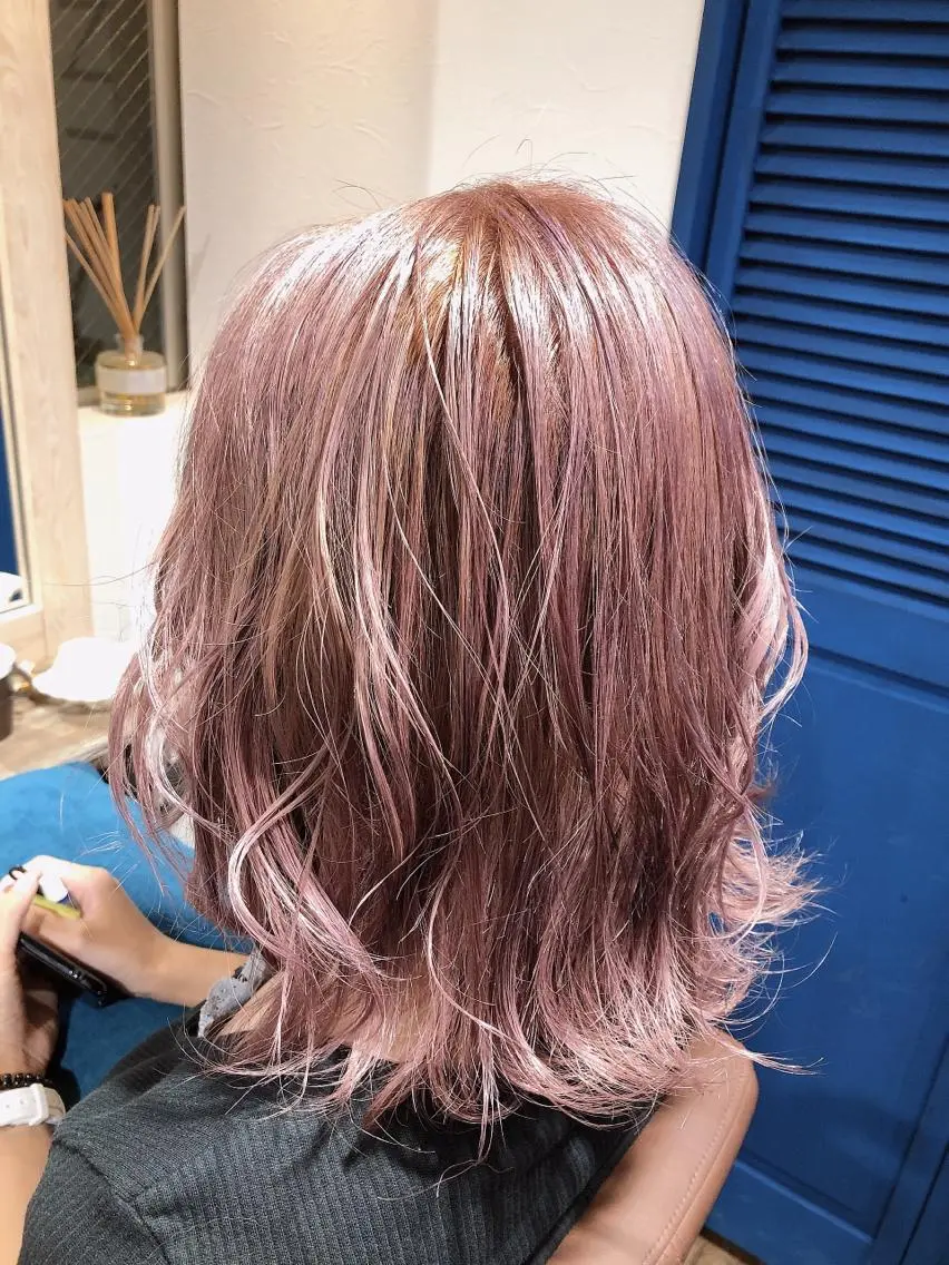 ミディアム カラー カット ヘアカラー トリートメント 浦山 和之のヘアスタイル