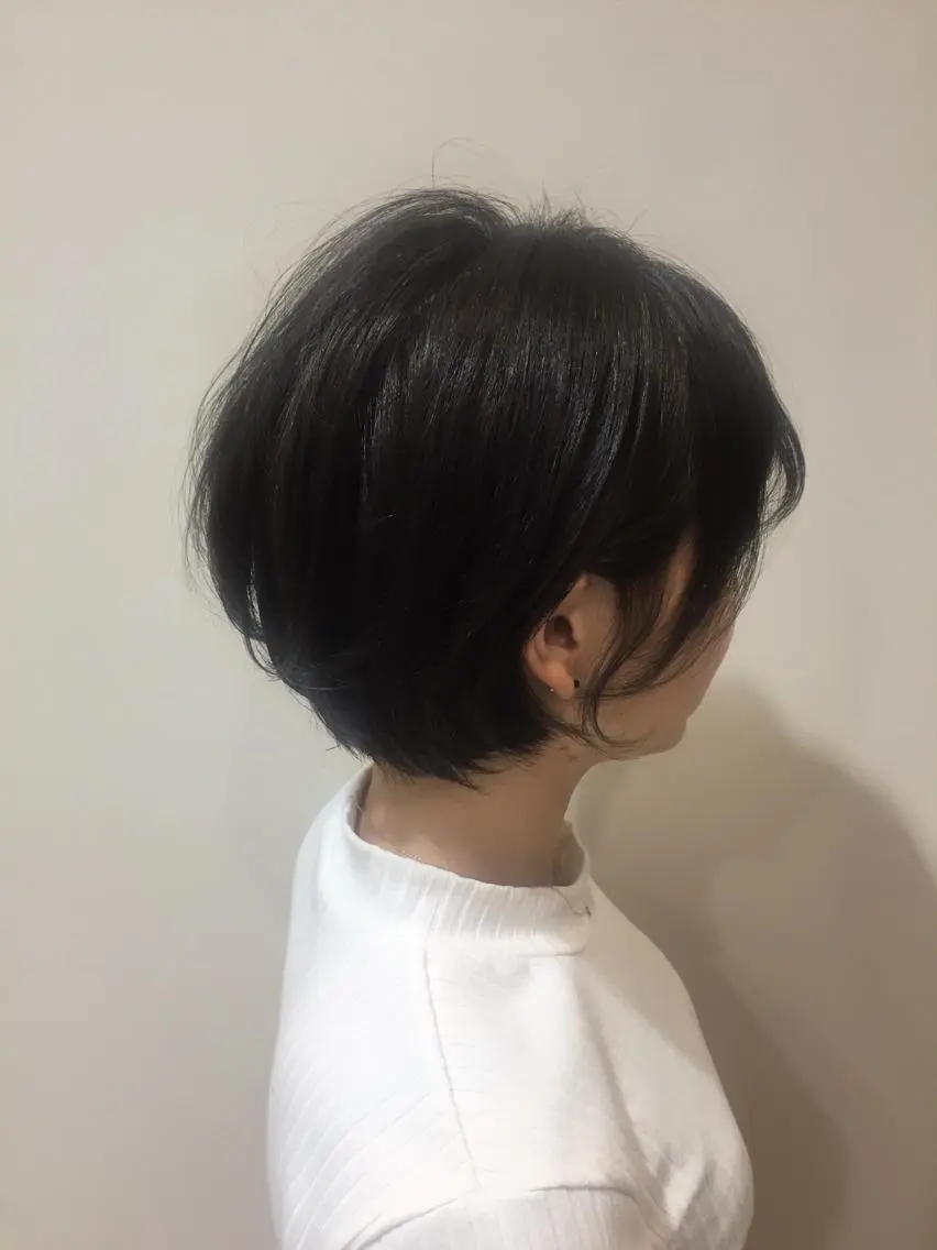 ショート カラー グレージュ ショートヘア 🏳️‍🌈柴山 巴耶斗🏳️‍🌈のヘアスタイル
