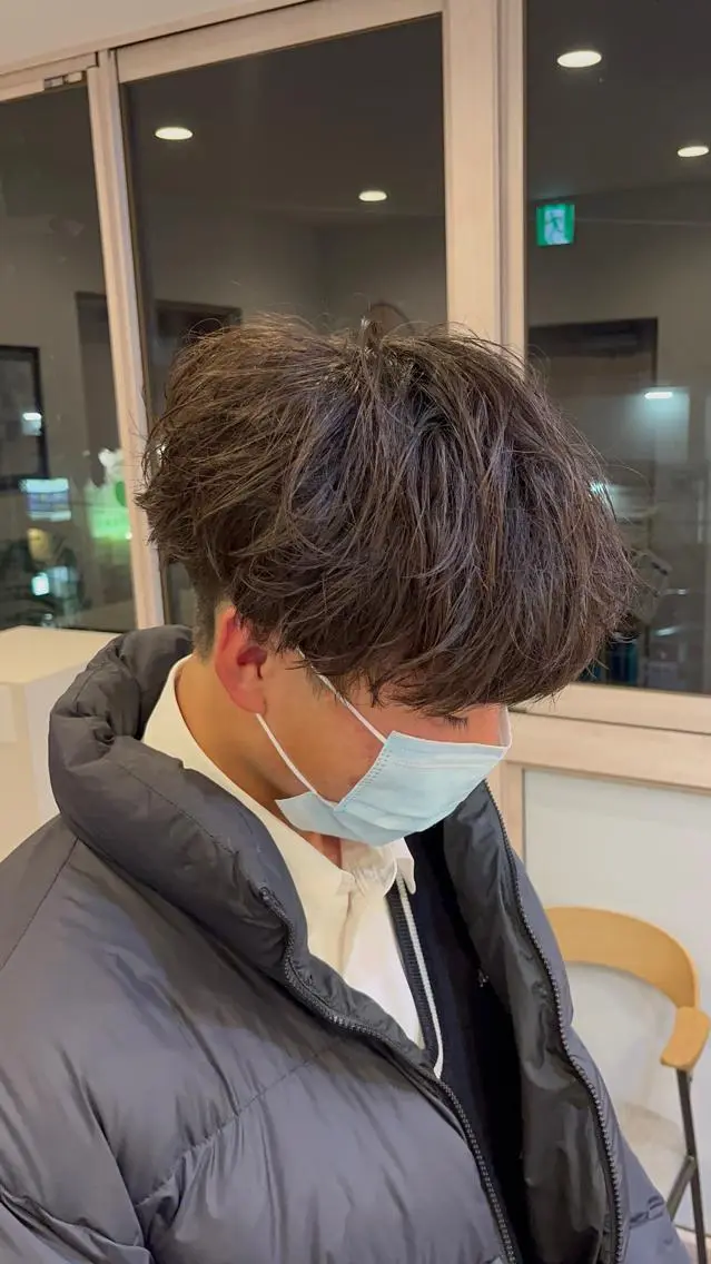 ショート パーマ メンズ 野中 慈穏のヘアスタイル