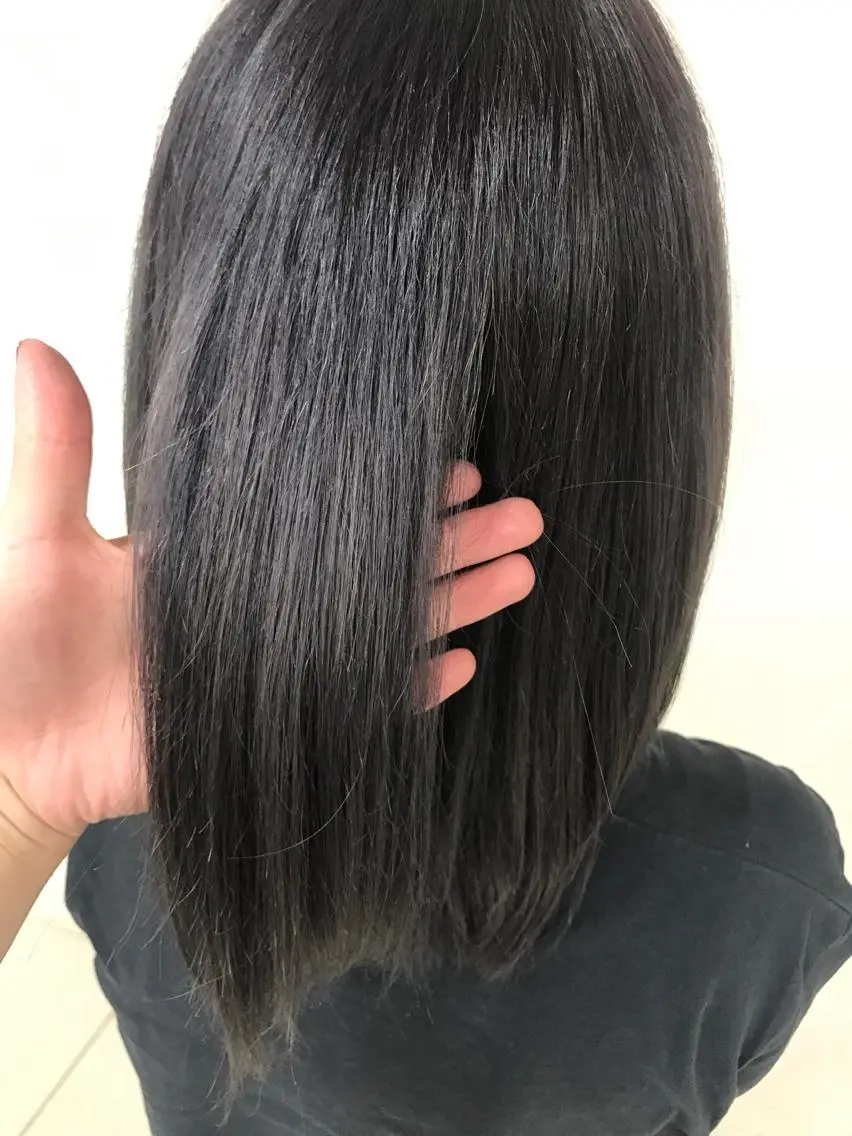 セミロング カラー アッシュ 透明感カラー イルミナカラー 【暖色カラー特化】 中山由梨のヘアスタイル