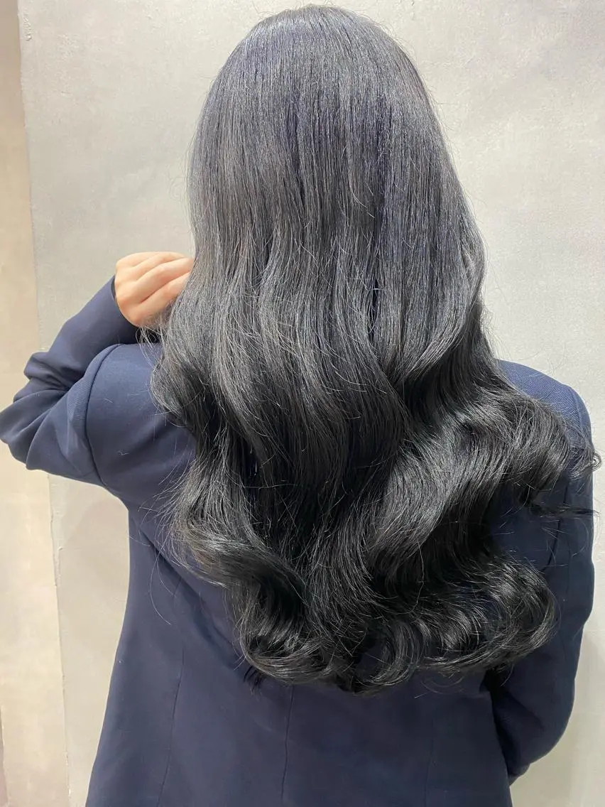 ロング カラー ヘアアレンジ FAAM Tsuneのヘアスタイル