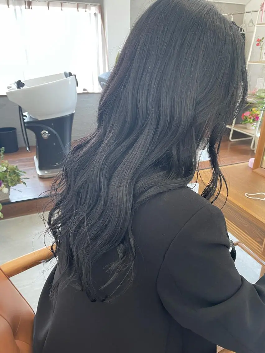 ロング ロング カット ヘアカラー トリートメント 河野 満月のヘアスタイル