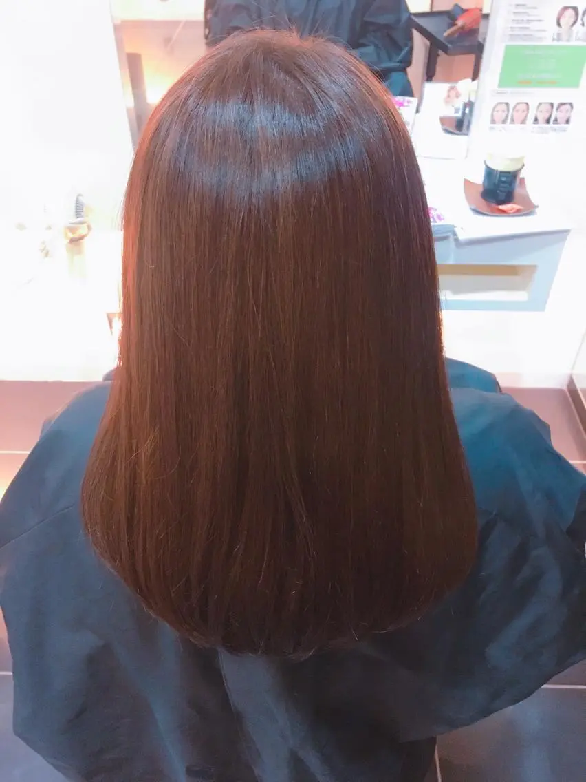 セミロング カラー 早川 真幸のヘアスタイル