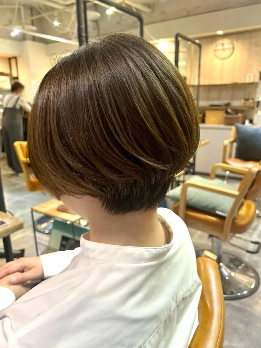 ショート カラー ショートボブ バレイヤージュ ブリーチ ダブルカラー ハイライトカラー カット ヘアカラー N° il duca 札幌のヘアスタイル