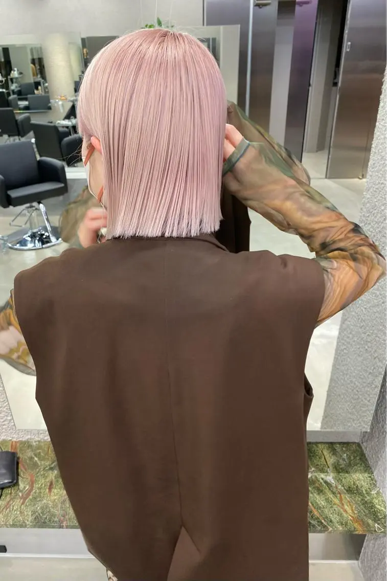 ミディアム PELE WAKAのヘアスタイル
