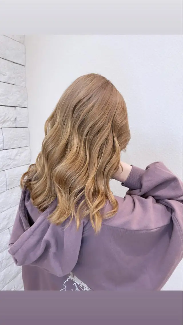 カラー ベージュカラー ブリーチ ミルクティーベージュ カット ヘアカラー トリートメント Kazu 🌠名古屋 ハイトーン/レイヤーのヘアスタイル