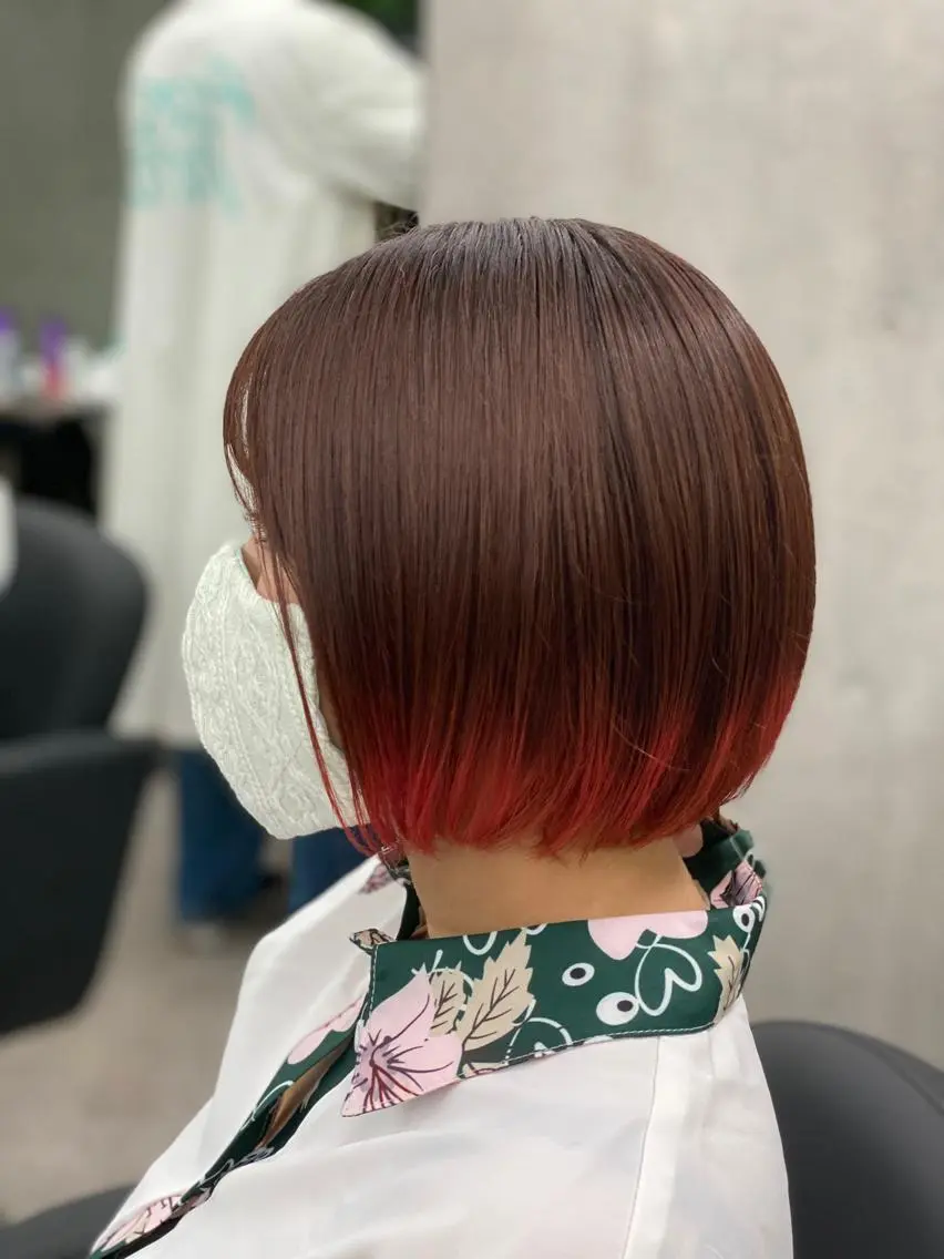 ショート アッシュ ボブ くびれヘア ハイライト レイヤーカット 原宿アンリ 山下卓也のヘアスタイル