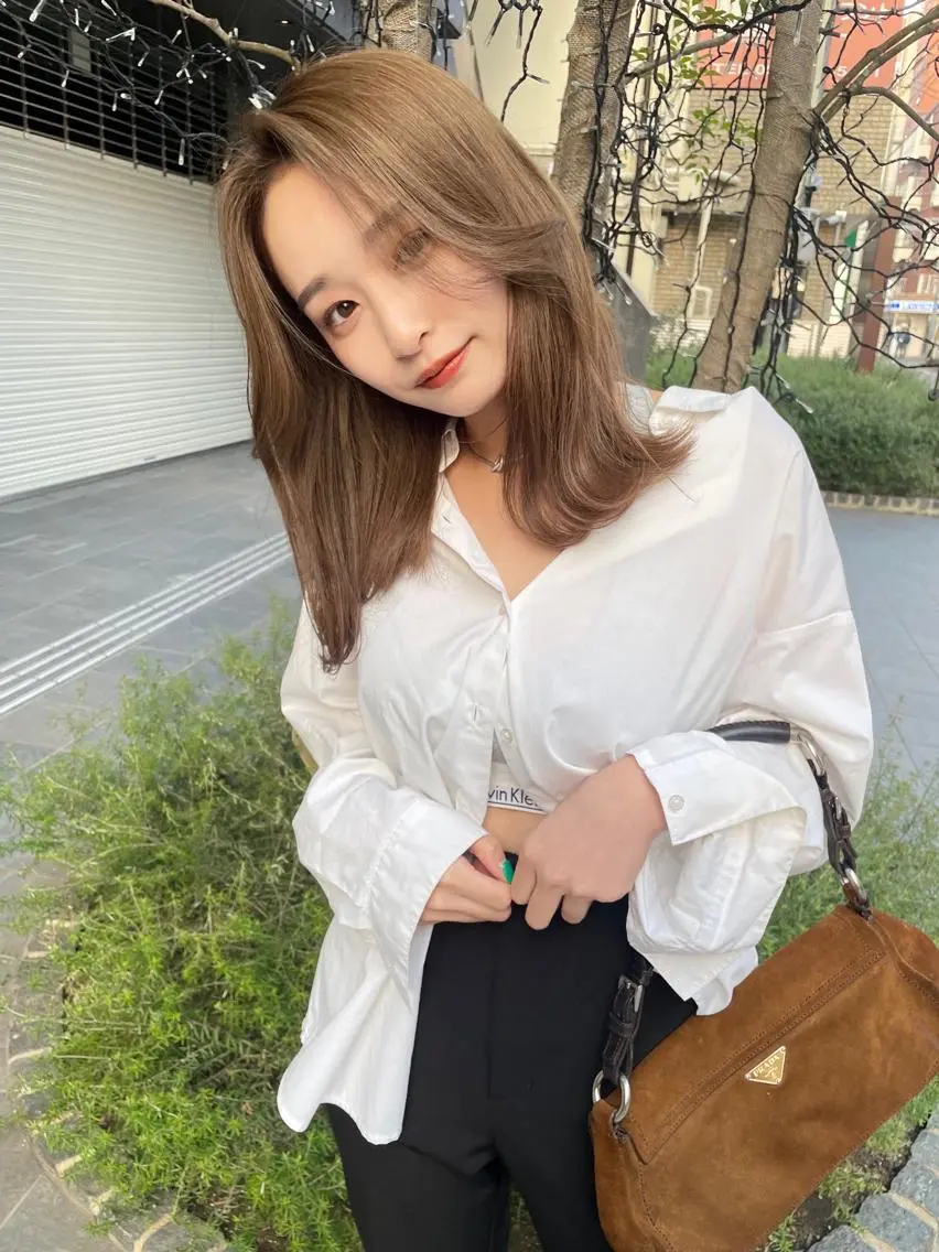 ミディアム カラー ヘアアレンジ 髙塚碧🇰🇷 韓国ヘア🎗️のヘアスタイル