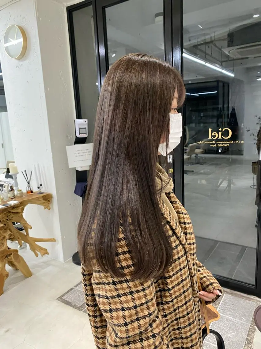 ロング カラー ベージュカラー トリートメント ブリーチなしカラー 🤍　Mihanaのヘアスタイル