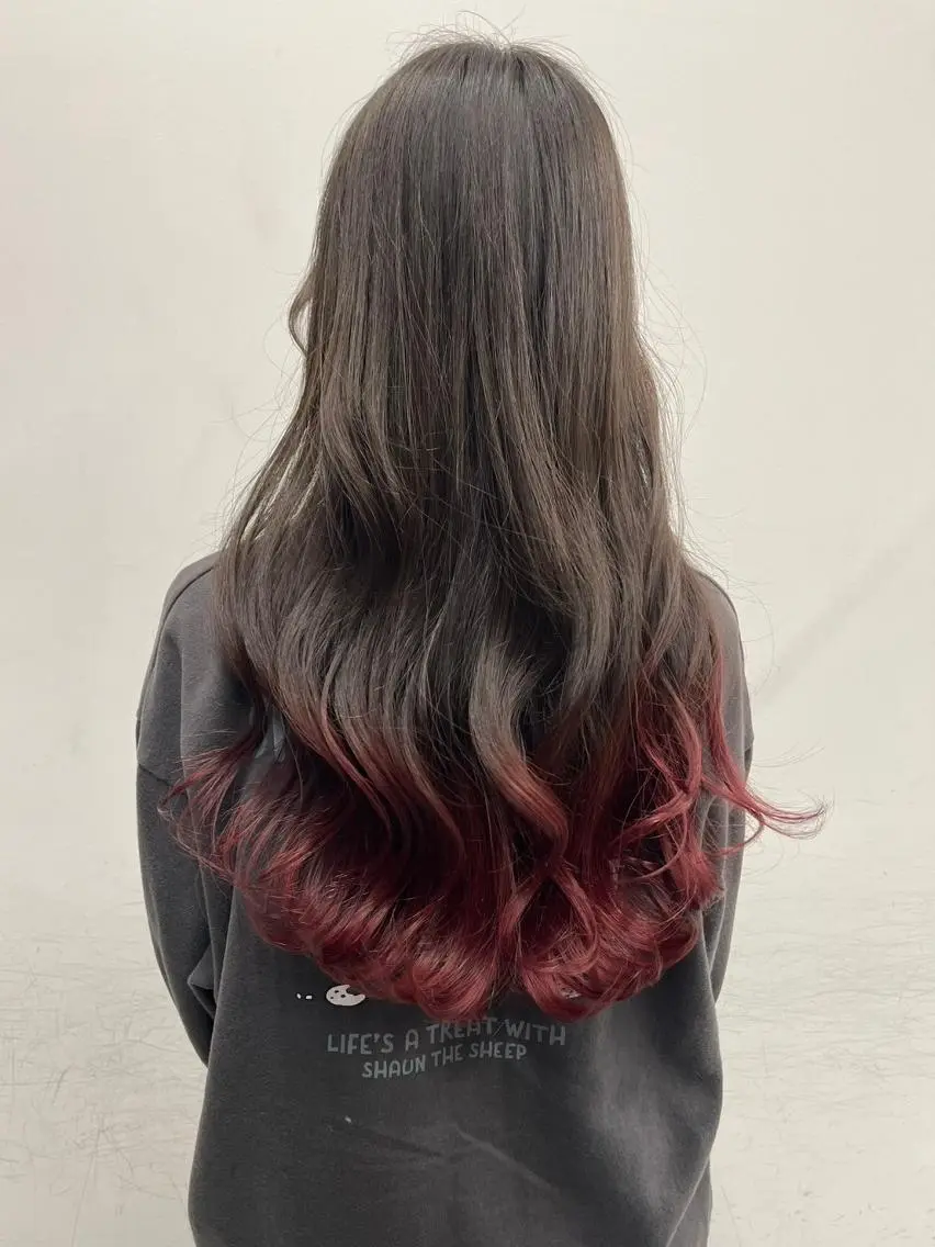 ロング カラー アディクシーカラー アッシュ ブルーカラー ダークアッシュ グレージュ 【公式】amble luxe池袋東口🩷のヘアスタイル