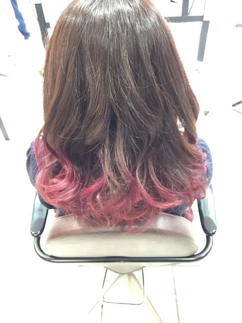ミディアム セミロング ロング カラー ブリーチ グラデーションカラー ピンクカラー 西村 達哉のヘアスタイル