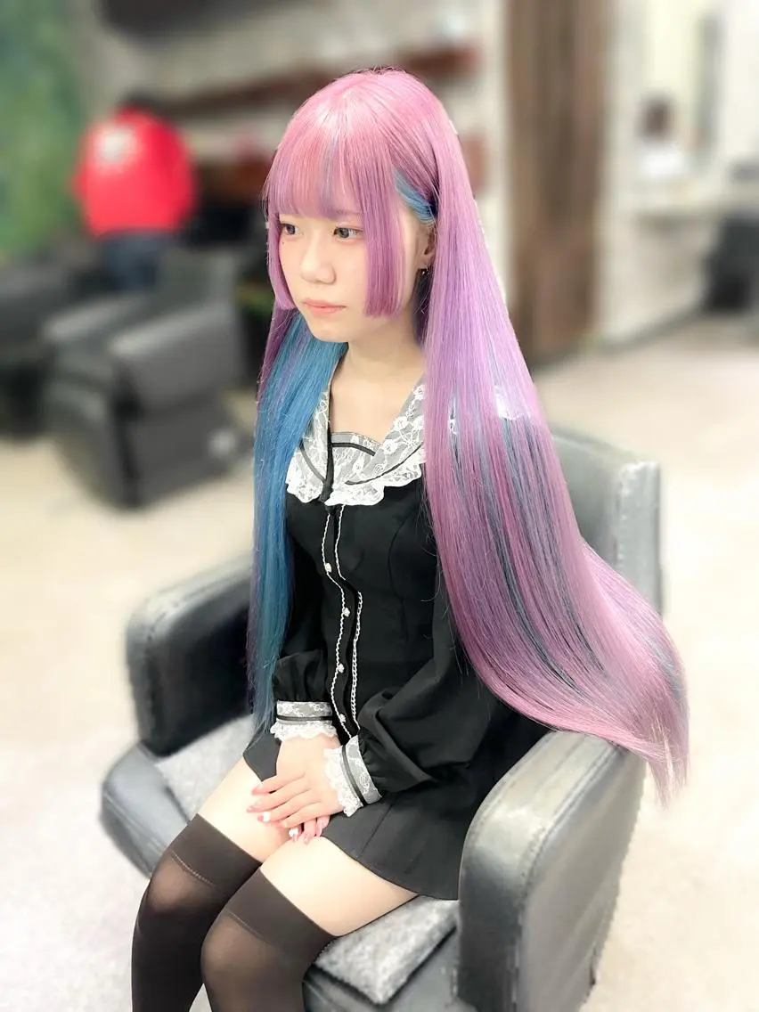 ロング カラー ヘアカラー トリートメント ハイトーンエクステ 🎩カズキ🎩のヘアスタイル