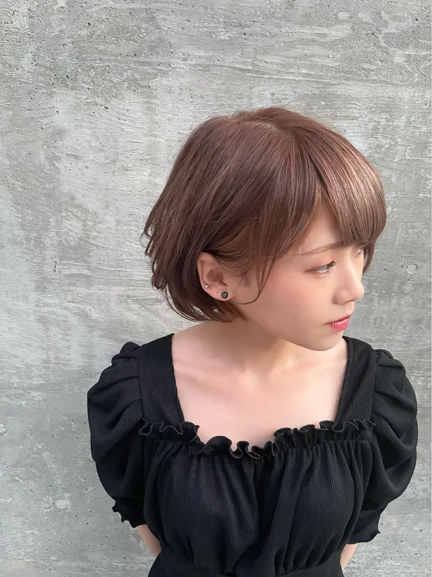 ミディアム カラー ヘアアレンジ アッシュ アッシュブラウン ブラウンカラー ミルクティーアッシュ ヘアカラー トリートメント RAIA💎ケア ブリーチ&パーマ💎のヘアスタイル