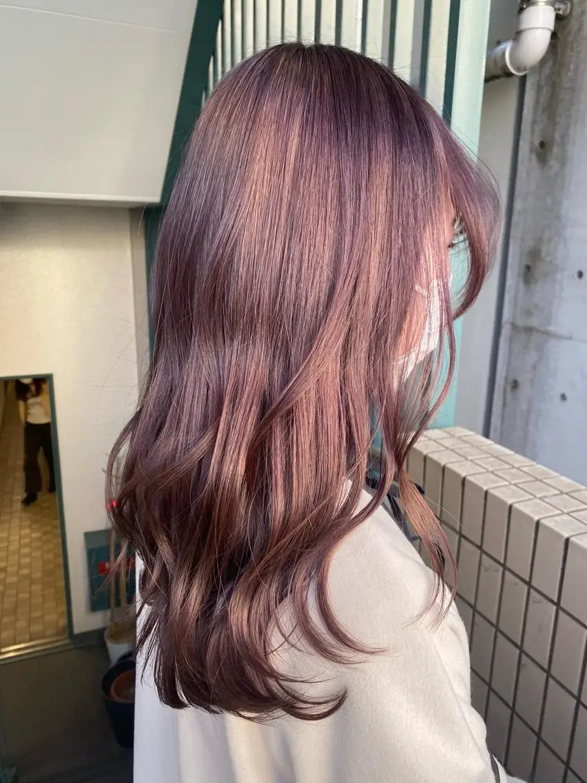 セミロング カラー ラベンダーカラー ラベンダーピンク ピンクカラー ヤクシジ レンのヘアスタイル