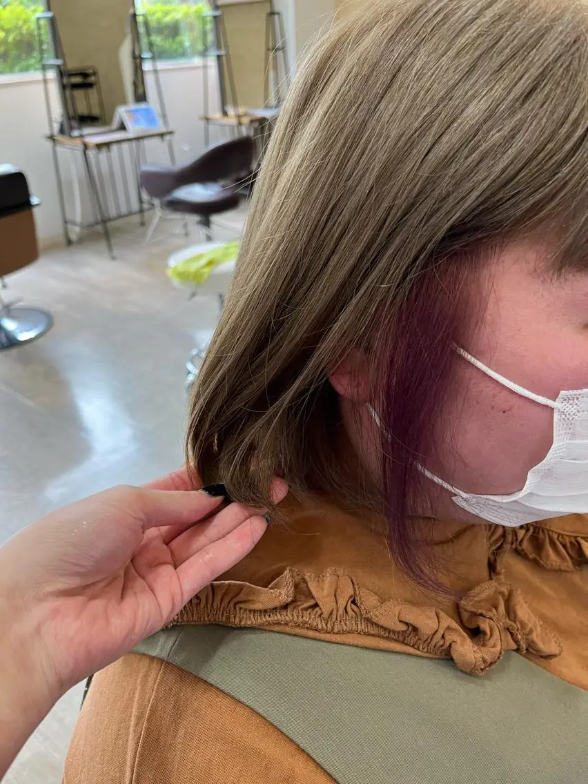 セミロング ELEN 新百合ヶ丘のヘアスタイル