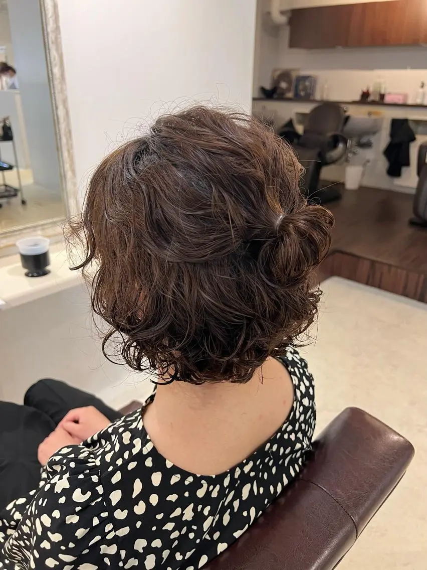 ミディアム パーマ ミディアムパーマ ボブ 🤍中野 レオ🤍のヘアスタイル