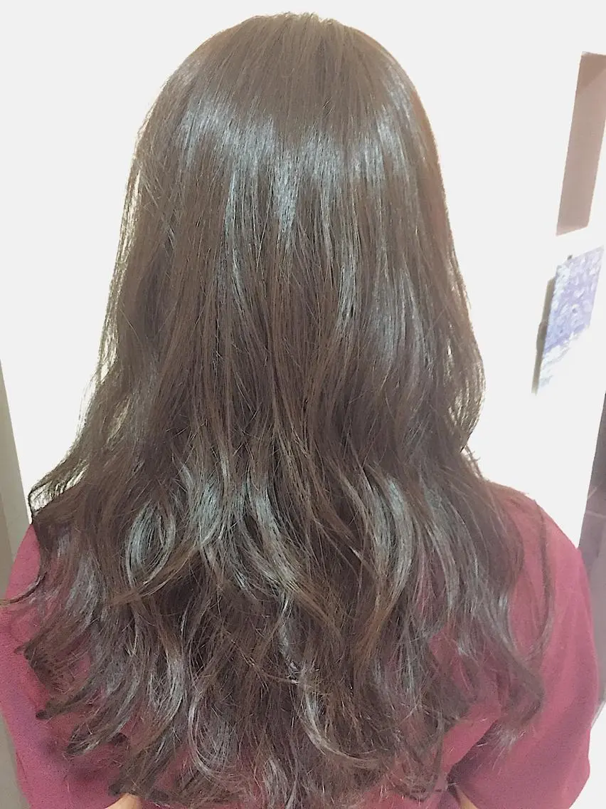 ロング カラー パーマ ブラウンカラー 可愛いを作る神 ナオヒロのヘアスタイル
