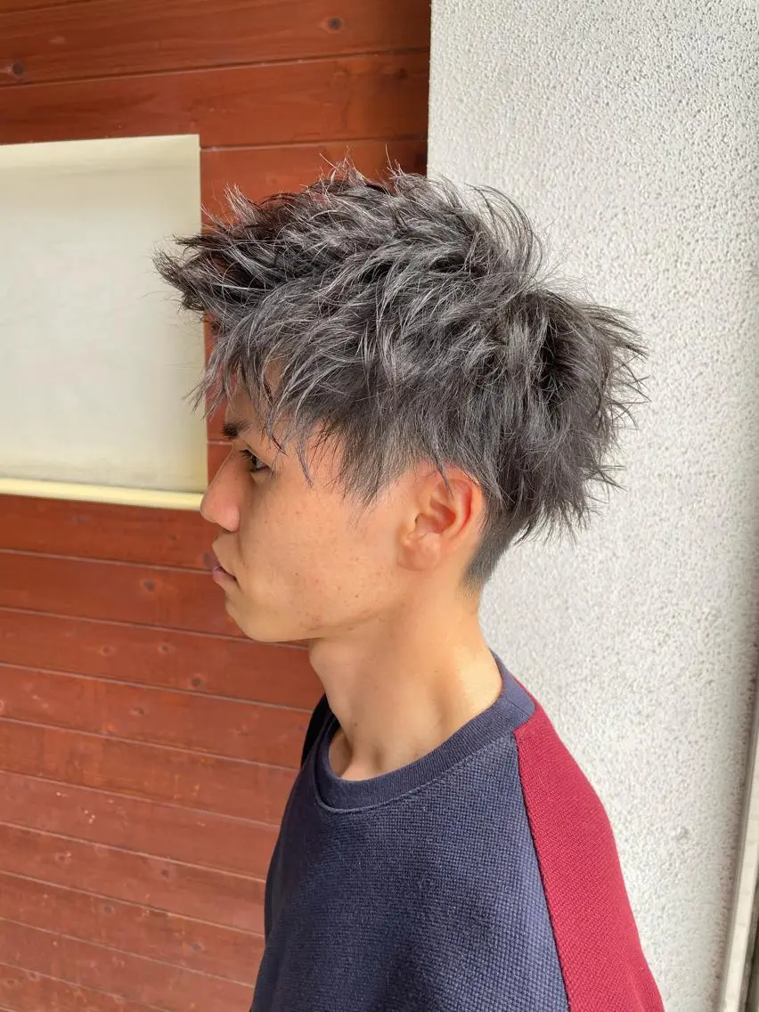 ショート カット ヘアカラー 松本 剛成のヘアスタイル