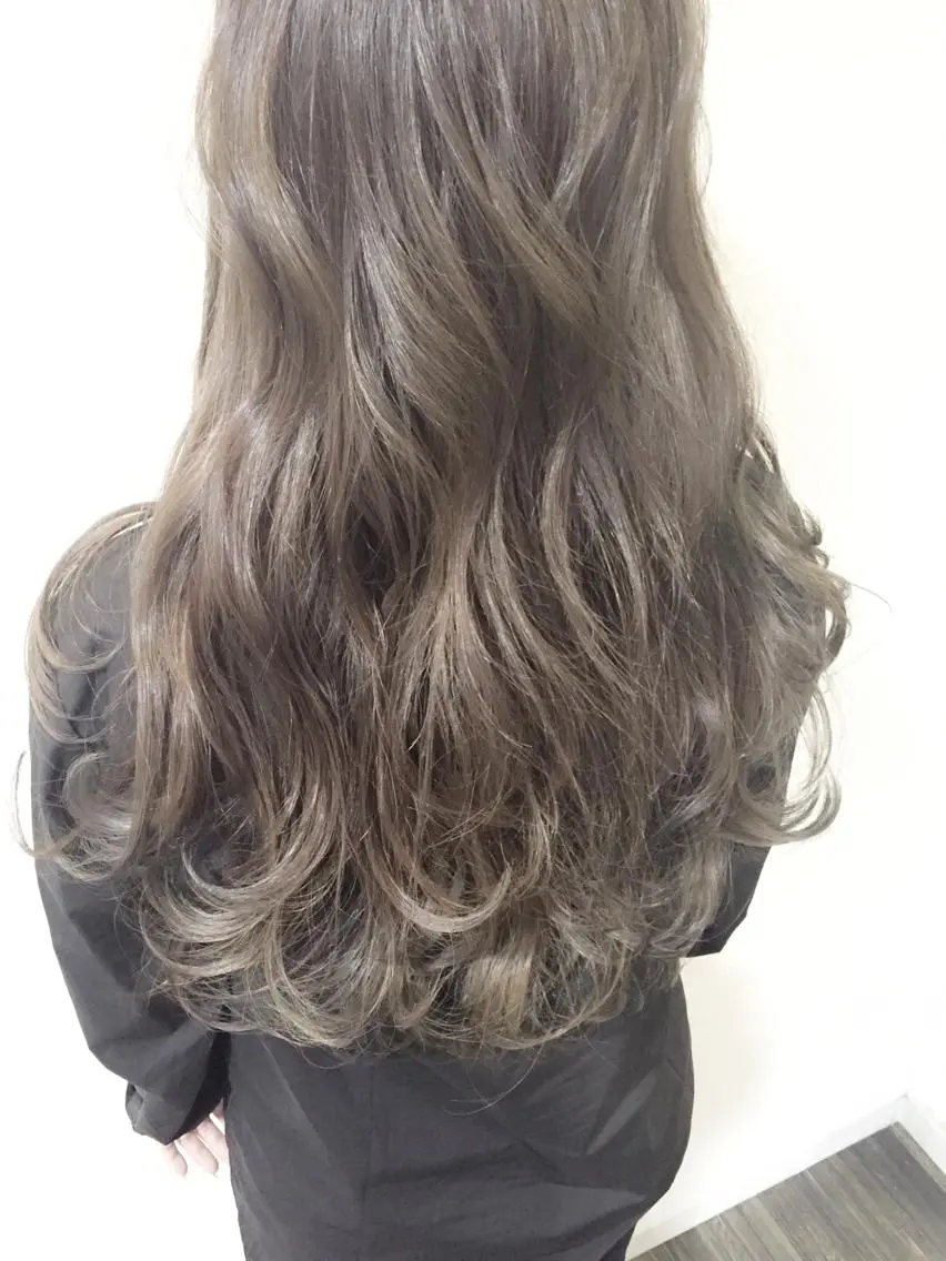 セミロング ロング カラー 土井 浩輔のヘアスタイル