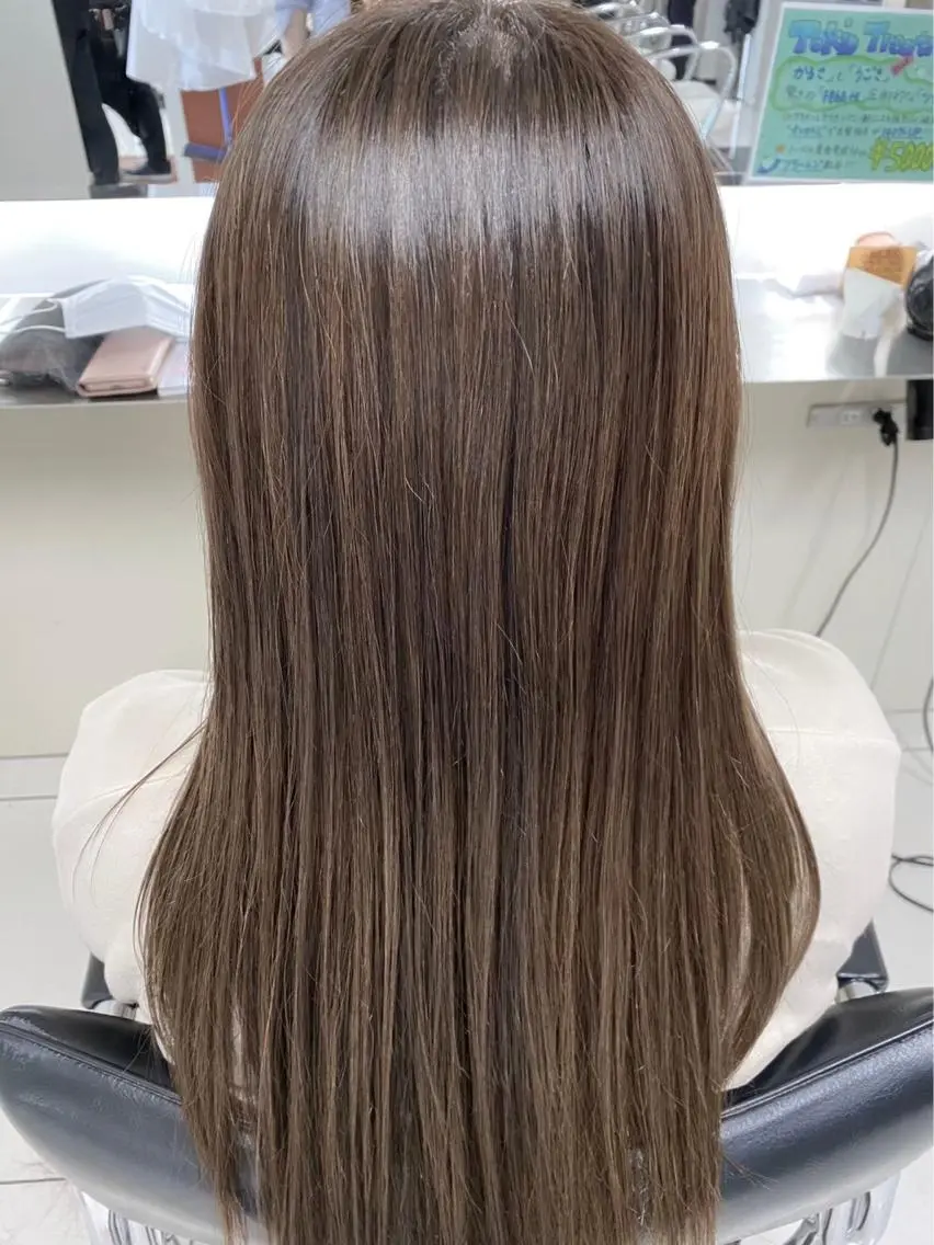 セミロング 髪質改善・白髪ぼかし /お悩み対応カラーのヘアスタイル
