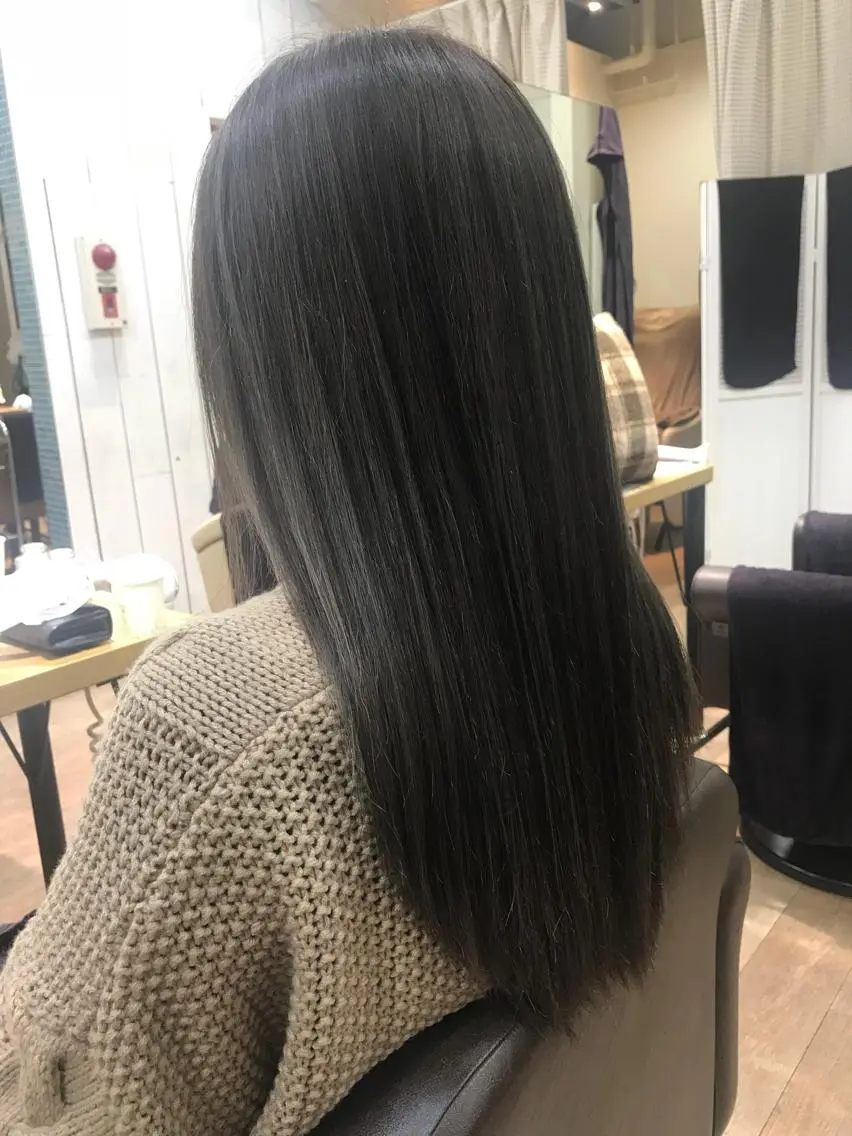 ロング カラー カット ヘアカラー トリートメント 【髪質改善 艶髪】 布川 莉穂のヘアスタイル