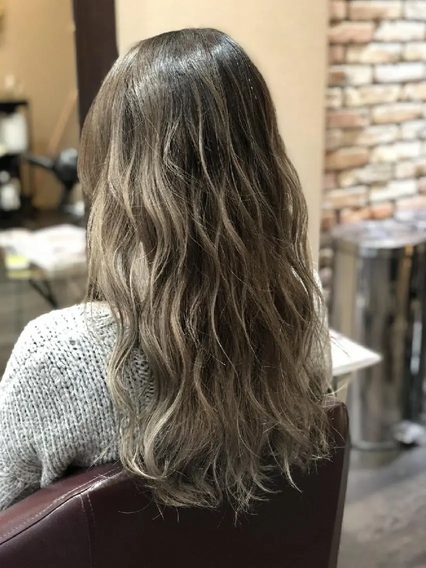 カラー 辻 竜也　のヘアスタイル