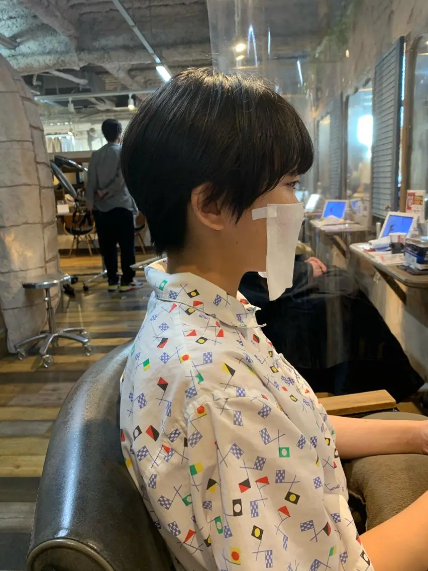 ショート repose日本橋 室町のヘアスタイル