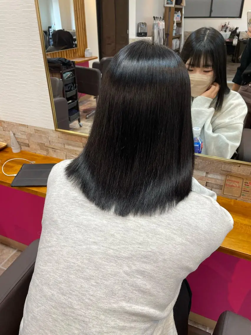ミディアム パーマ ストレートパーマ カット 縮毛矯正 トリートメント YUI/ ブリーチカラー🌷のヘアスタイル