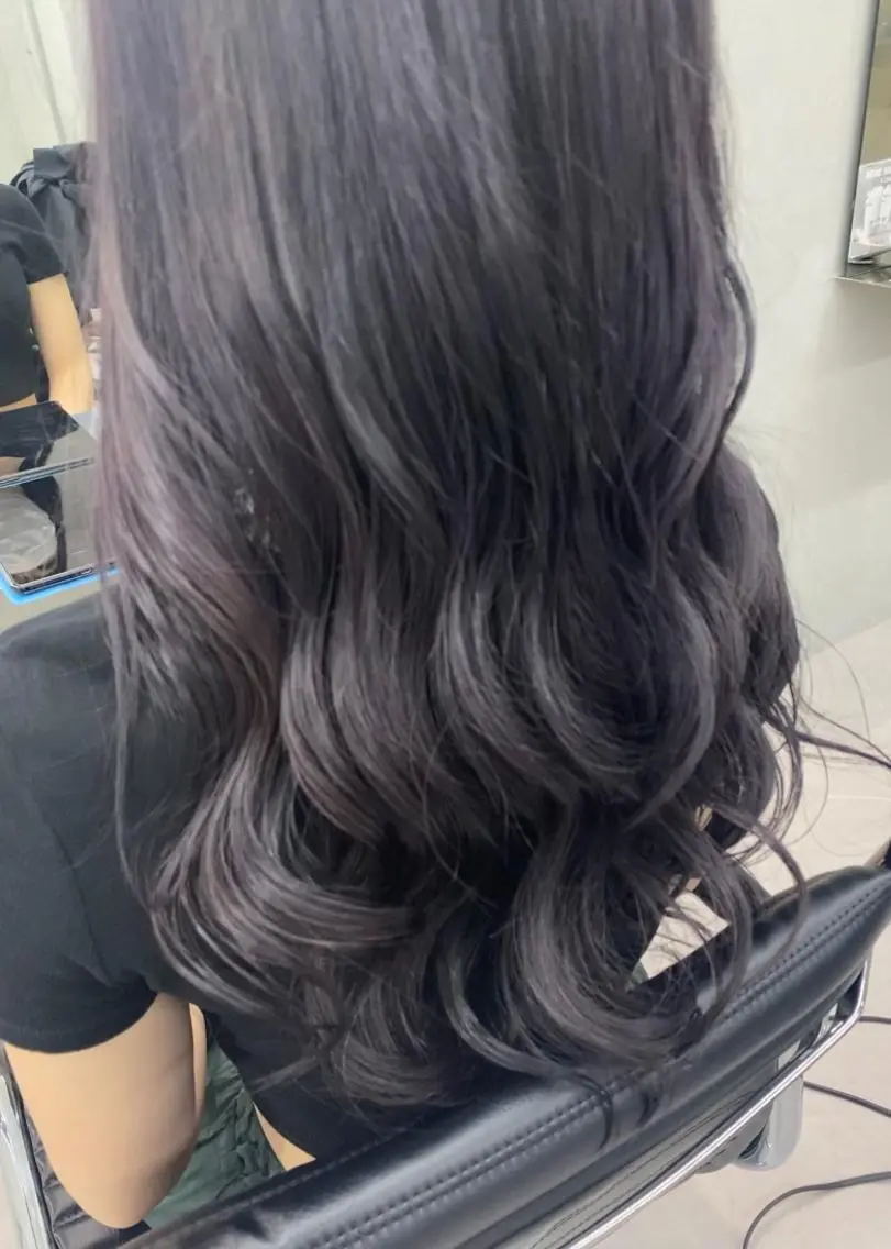 ロング カラー clomus AZUのヘアスタイル