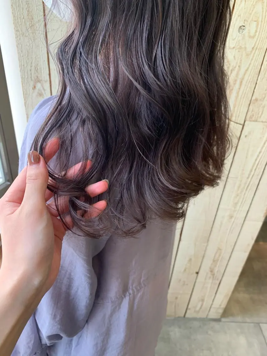 ロング カラー ベージュカラー ラベンダーカラー ラベンダーベージュ ヘアカラー トリートメント Topstylist HARUのヘアスタイル