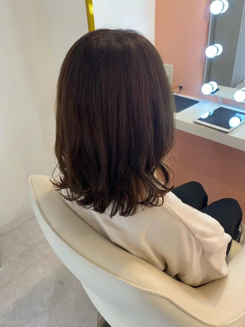 ミディアム カラー ヘアカラー 梛木 唯のヘアスタイル