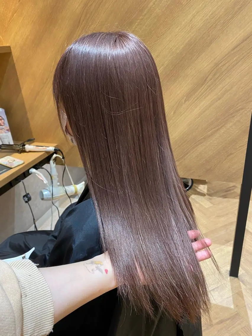 カラー グレージュ ハイトーンカラー Erina レイヤー/似合わせ♡のヘアスタイル