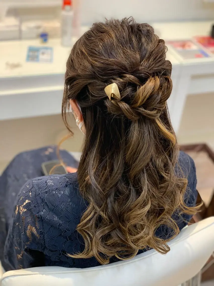 ロング ヘアアレンジ ハーフアップ ベストシーン 新浦安のマツエク・マツパデザイン