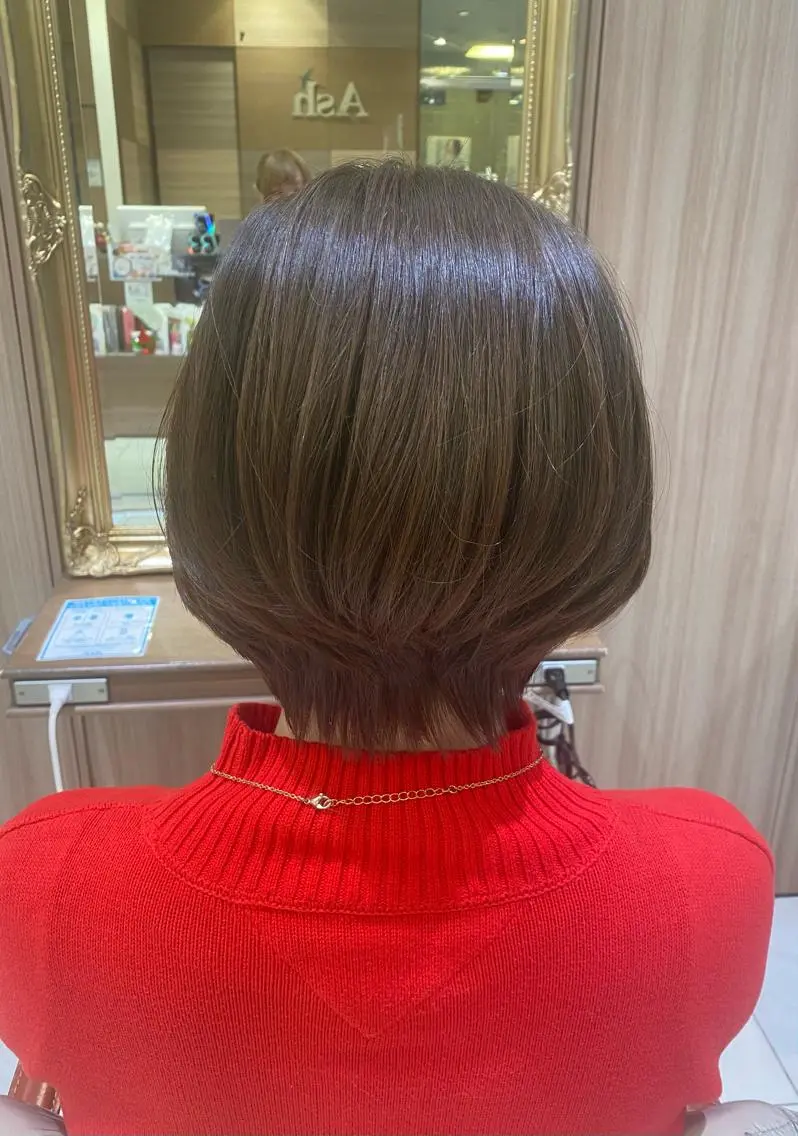 ショート カラー 古川 琴美のヘアスタイル