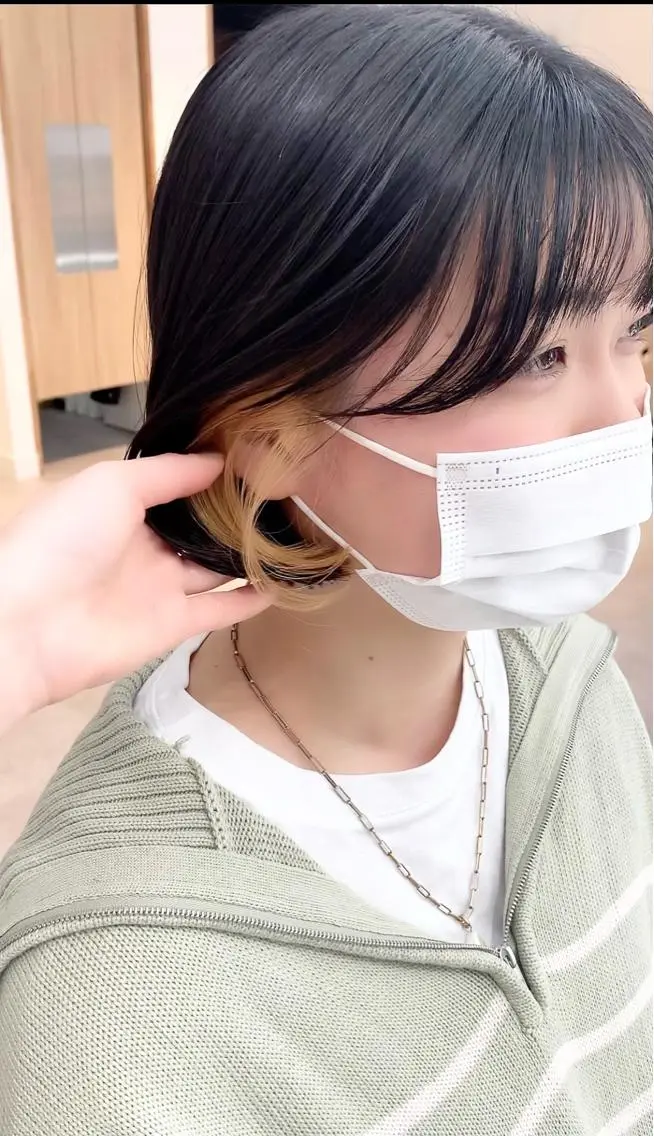 セミロング カラー パーマ ヘアアレンジ メンズ キッズ ネイル マツエク・マツパ アイブロウ カット ヘアカラー 似合せレイヤー/ 柔らか透明感カラーのヘアスタイル