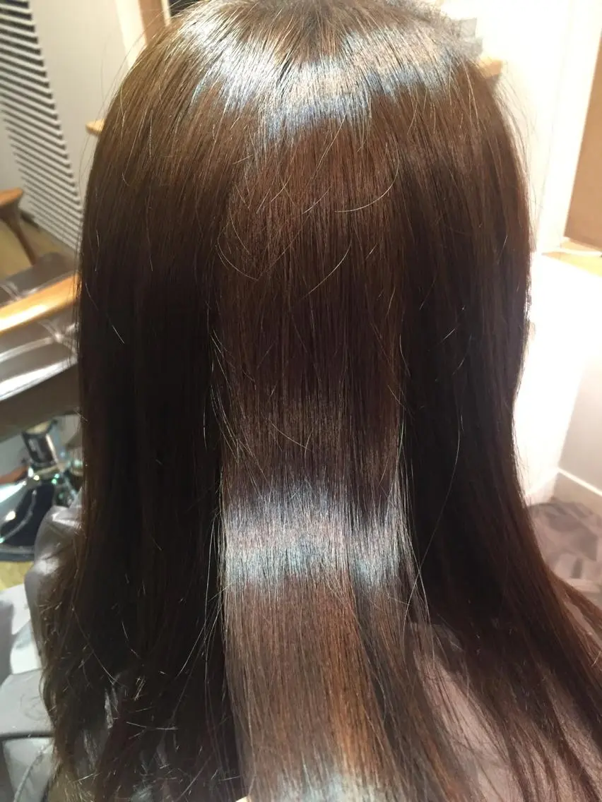 ツキダテ ユイのヘアスタイル