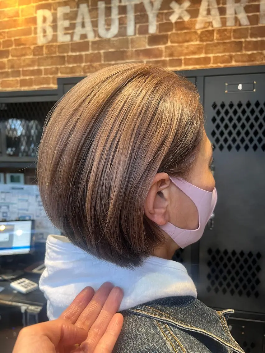 セミロング カラー パーマ ヘアアレンジ メンズ キッズ ネイル マツエク・マツパ アイブロウ メンズブリーチ メンズハイライト メンズインナーカラー メンズ韓国風 ブリーチ 久木原 ゆりのヘアスタイル