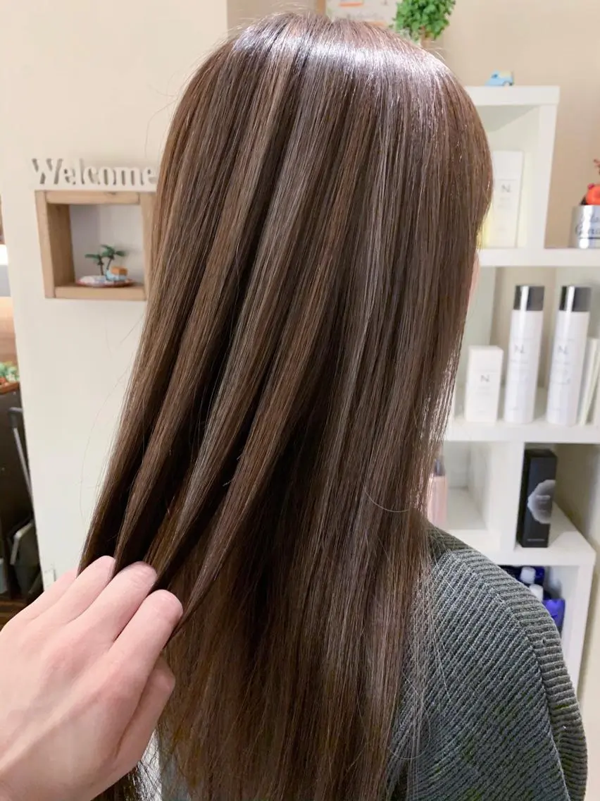 ロング カラー ハイライトカラー ハイライト カット ヘアカラー トリートメント Beach 代表 KENTAのヘアスタイル