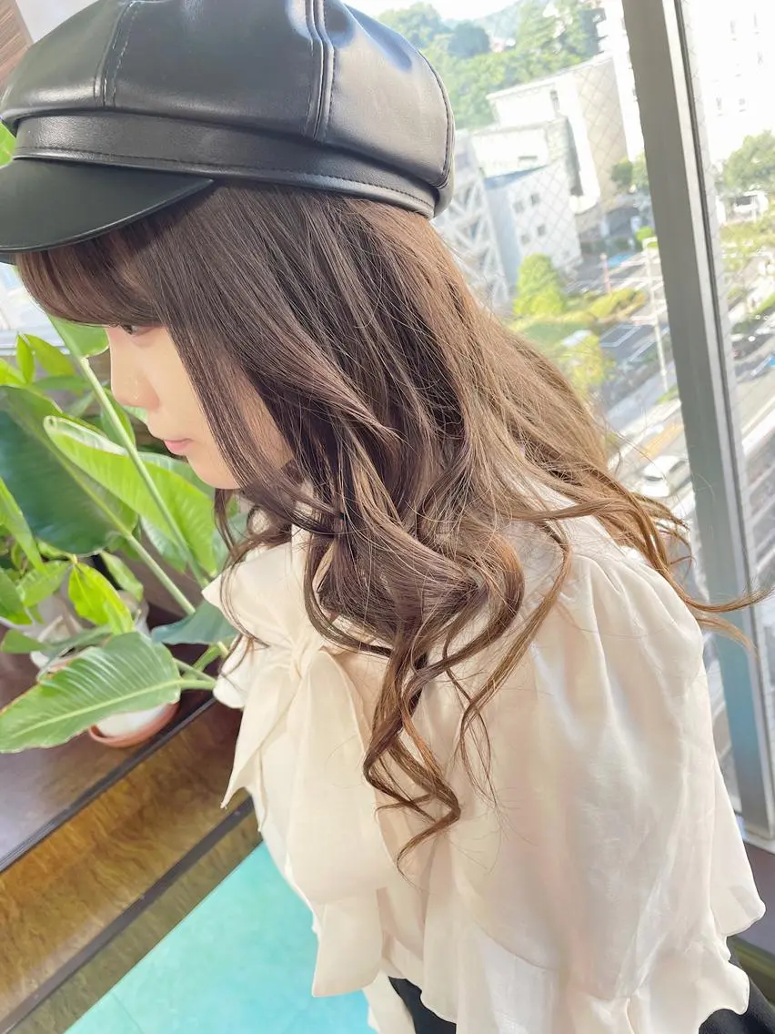 セミロング カラー アッシュ ベージュカラー ダブルカラー グラデーションカラー グレージュ ヘアカラー 土居 正季のヘアスタイル