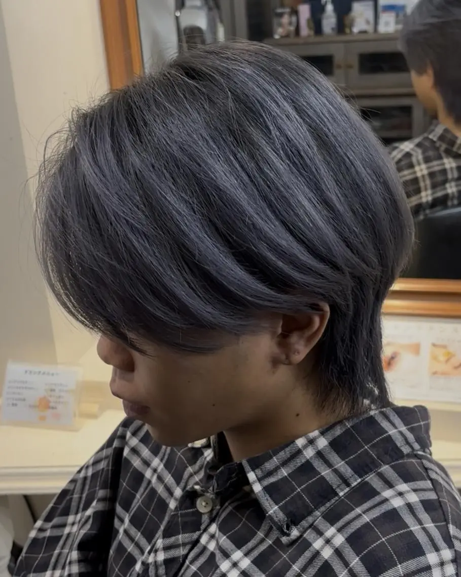 メンズ スタッフ1 アシスタントのヘアスタイル