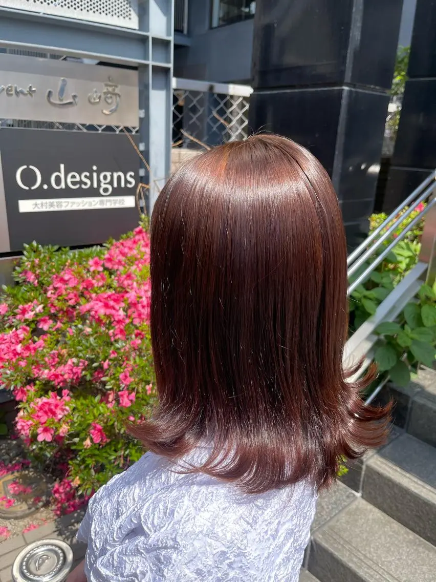 ミディアム 外ハネヘア generous Hiroのヘアスタイル