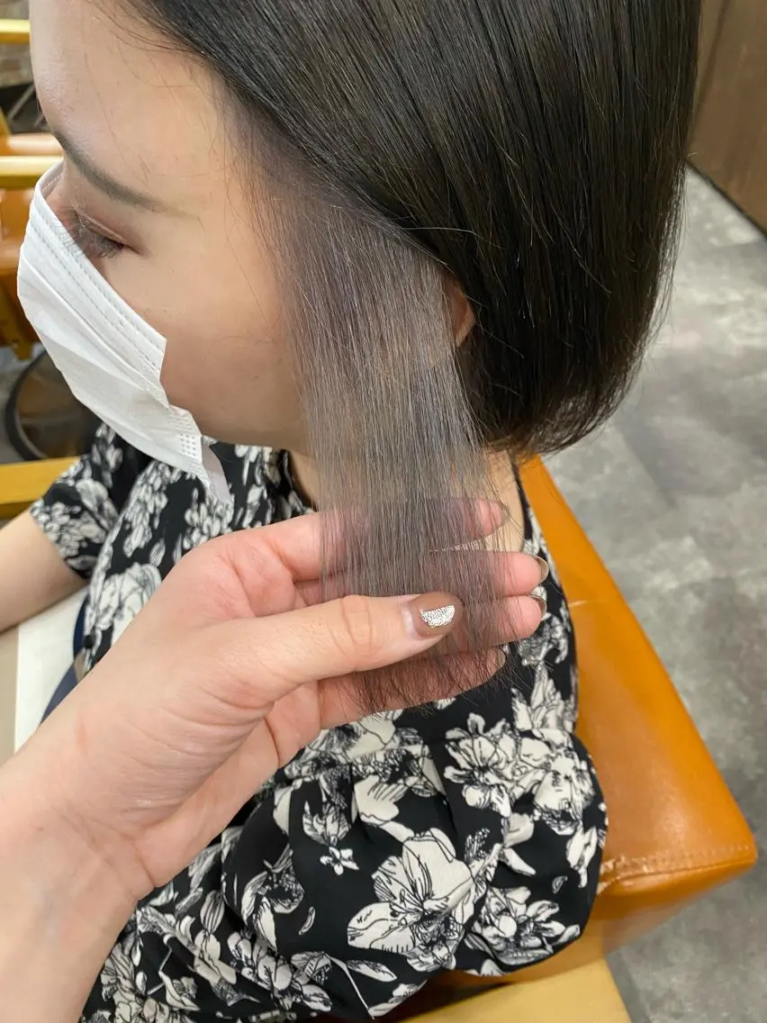 ミディアム ヘアカラー トリートメント 美髪ヘア 🤍erikaのヘアスタイル